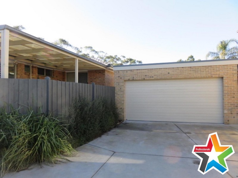 418 Hull Road, Mooroolbark VIC 3138