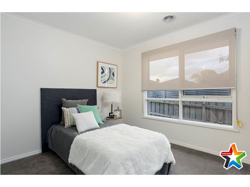 7 Holmes Road, Mooroolbark VIC 3138