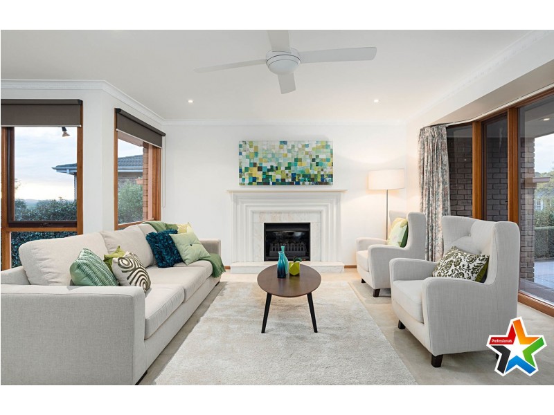 44 Kirkford Drive, Mooroolbark VIC 3138