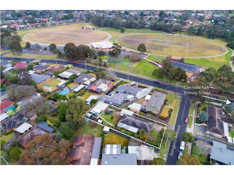 28 Songbird Avenue, Chirnside Park VIC 3116