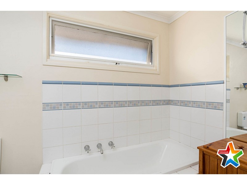 115 Cherylnne Crescent, Kilsyth VIC 3137