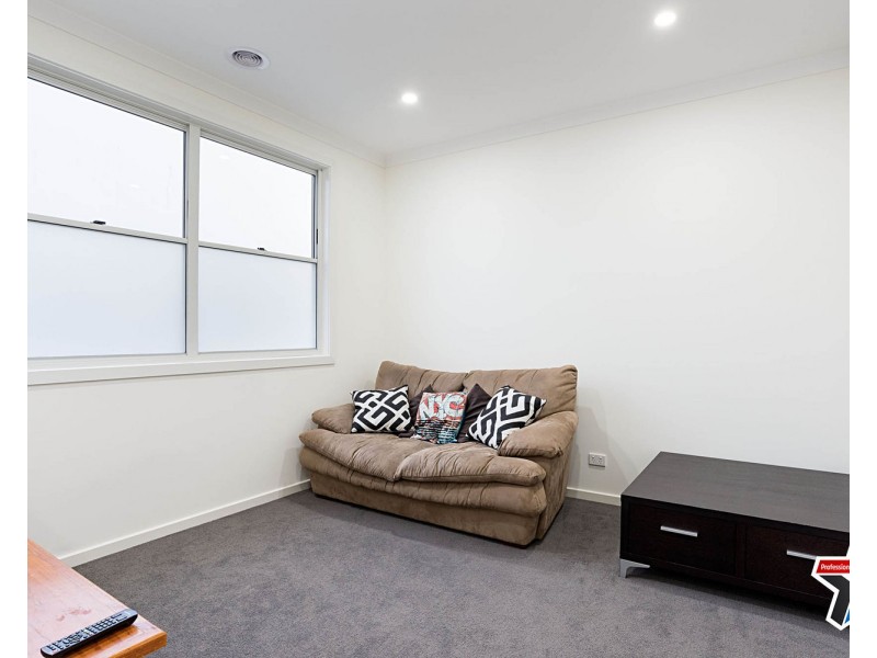 4 Nolan Avenue, Mooroolbark VIC 3138