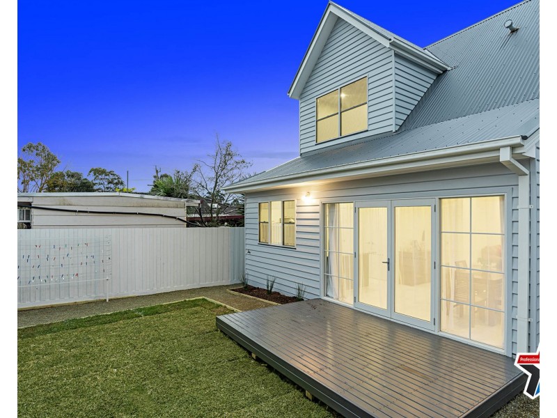 4 Nolan Avenue, Mooroolbark VIC 3138