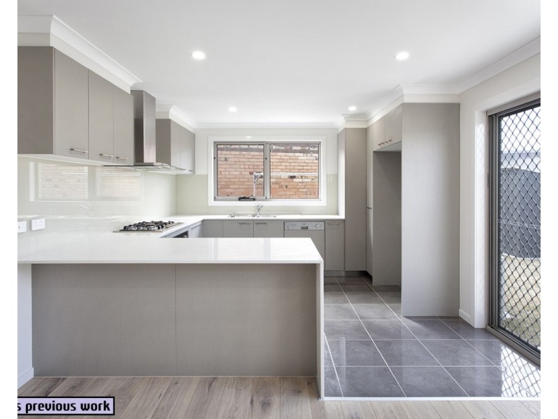 2/14 Anita Street, Kilsyth VIC 3137