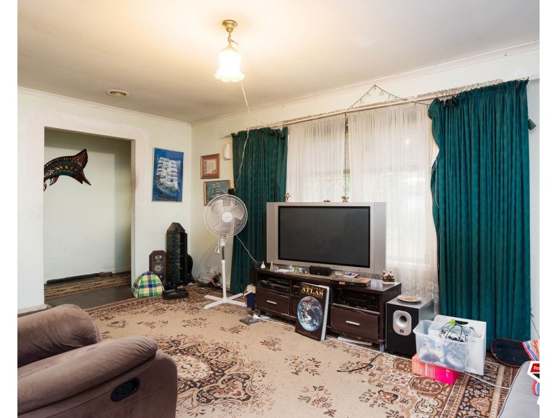 76 Carronvale Road, Mooroolbark VIC 3138