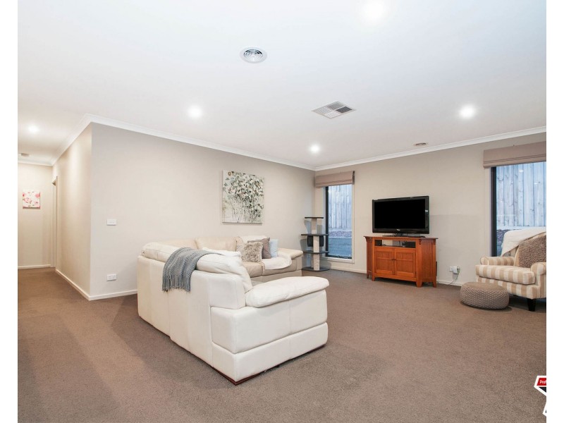3 Botanica Drive, Chirnside Park VIC 3116
