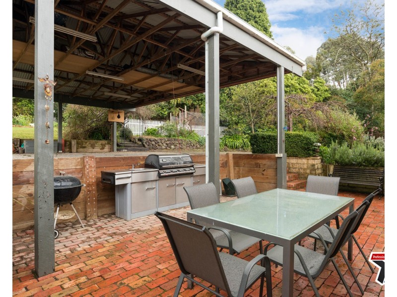 2 Rangeview Court, Croydon VIC 3136