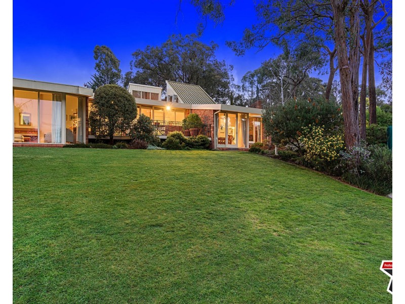 8 Mangans Road, Lilydale VIC 3140