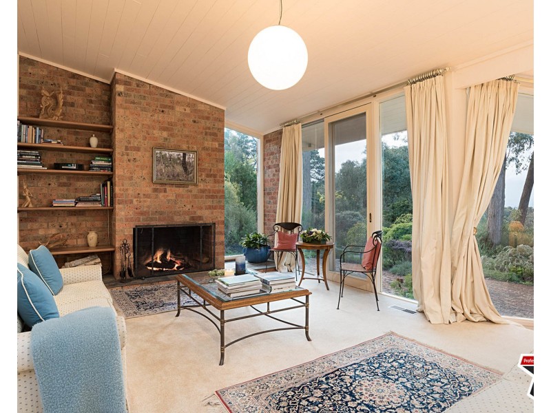 8 Mangans Road, Lilydale VIC 3140