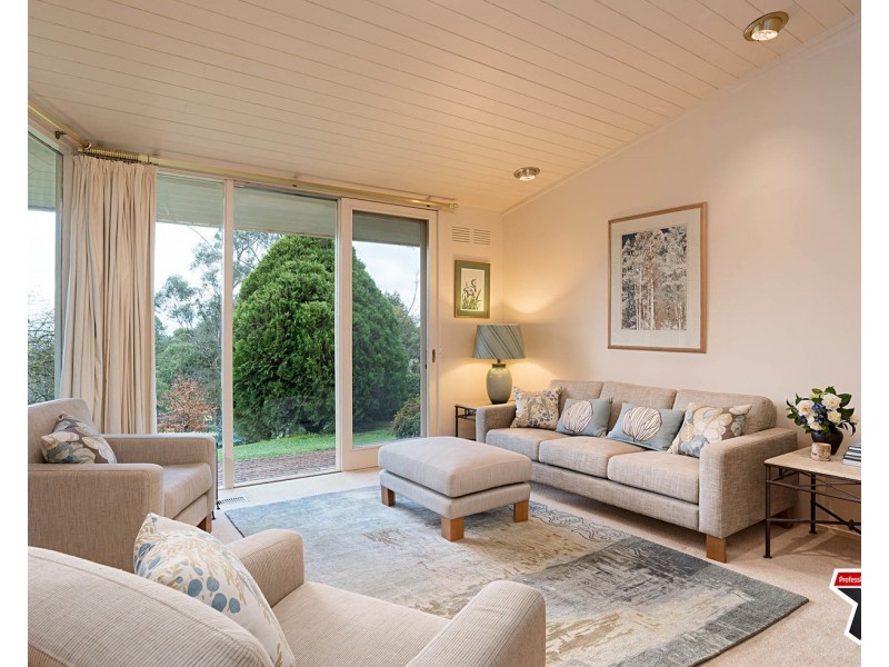 8 Mangans Road, Lilydale VIC 3140