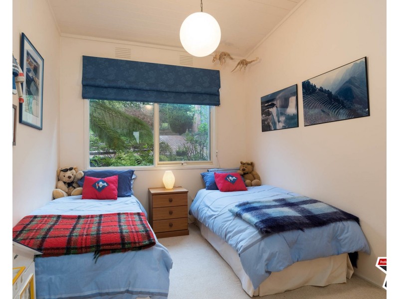 8 Mangans Road, Lilydale VIC 3140