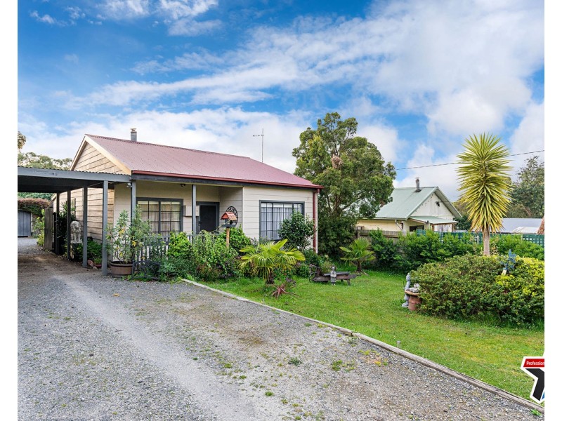 7 Lester Street, Woori Yallock VIC 3139