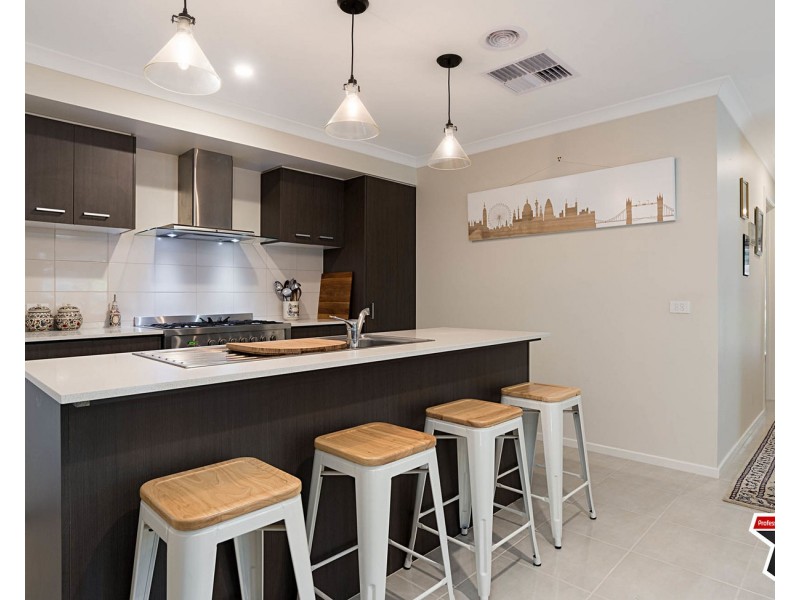 25A Taronga Crescent, Croydon VIC 3136