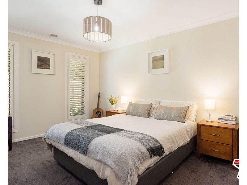 25A Taronga Crescent, Croydon VIC 3136