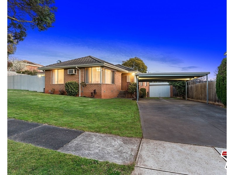 4 Meseta Street, Mooroolbark VIC 3138