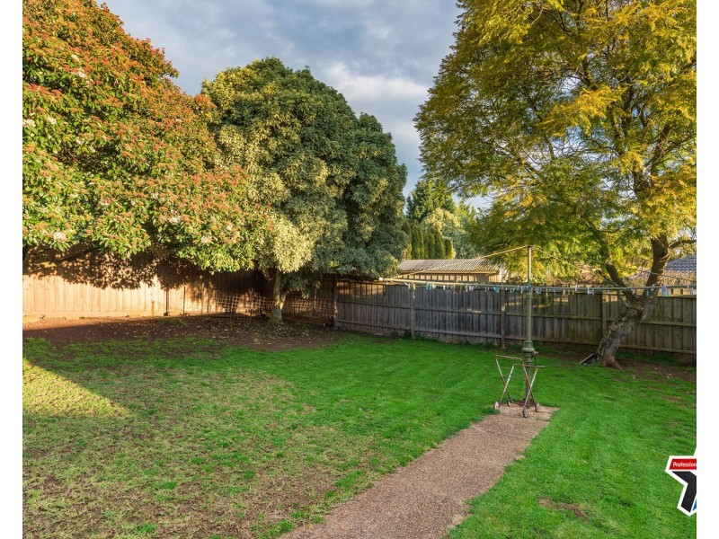 4 Meseta Street, Mooroolbark VIC 3138