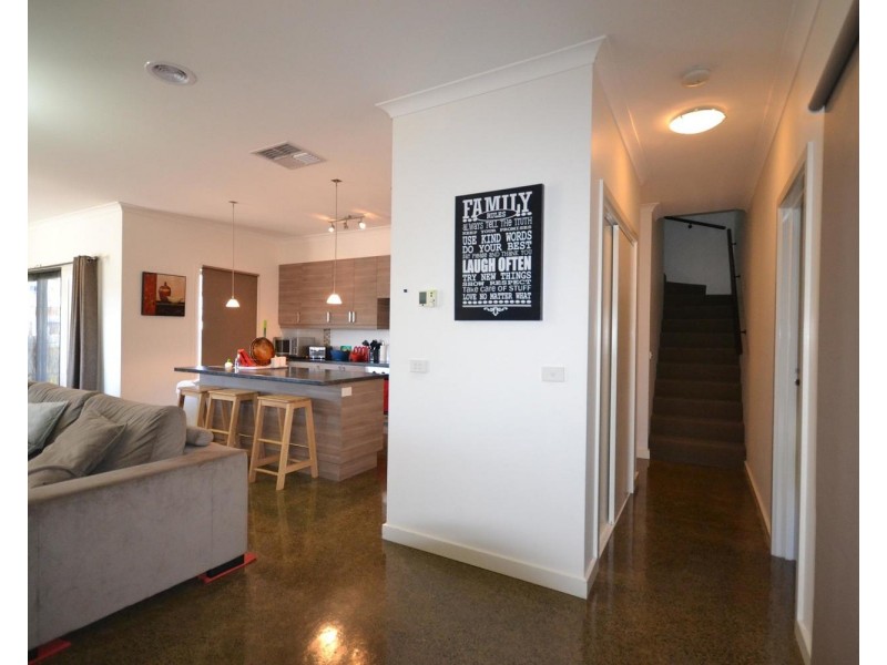 124a Edward Road, Chirnside Park VIC 3116