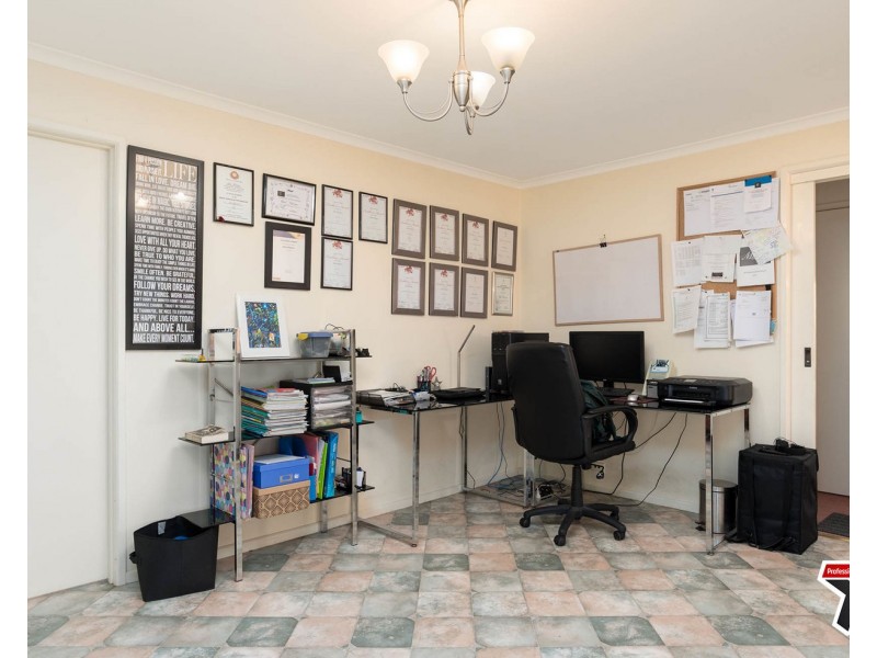 12 Chinook Crescent, Mooroolbark VIC 3138