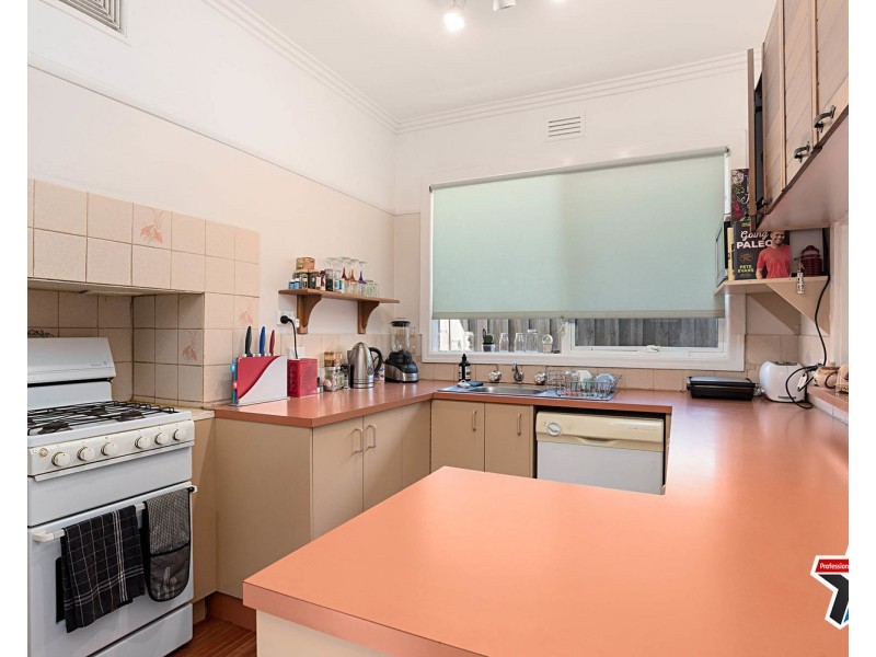 6 Eothen Lane, Kilsyth VIC 3137