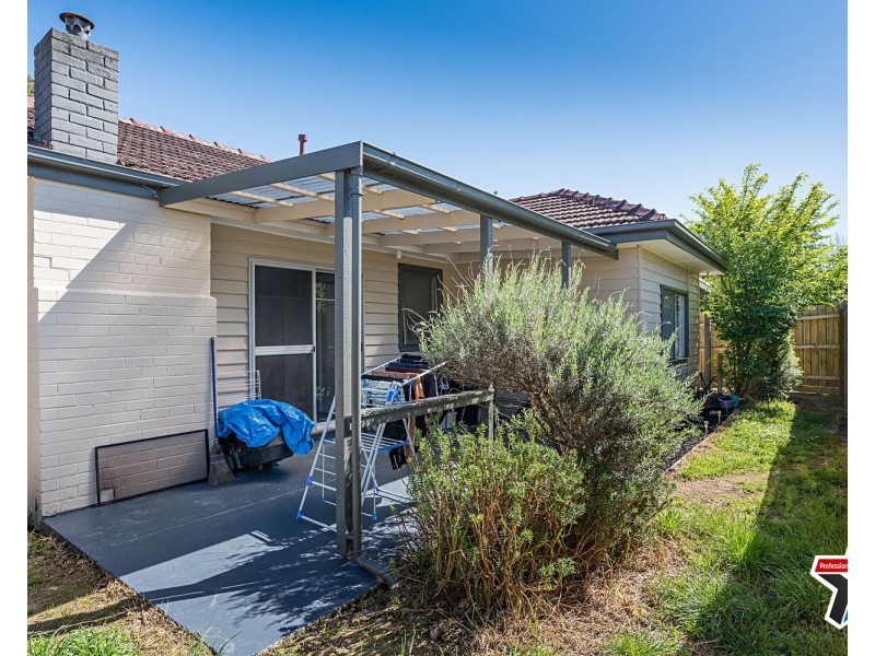 6 Eothen Lane, Kilsyth VIC 3137