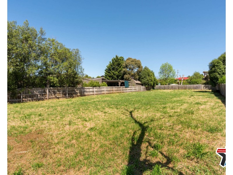 17 Clubpoint Drive, Chirnside Park VIC 3116