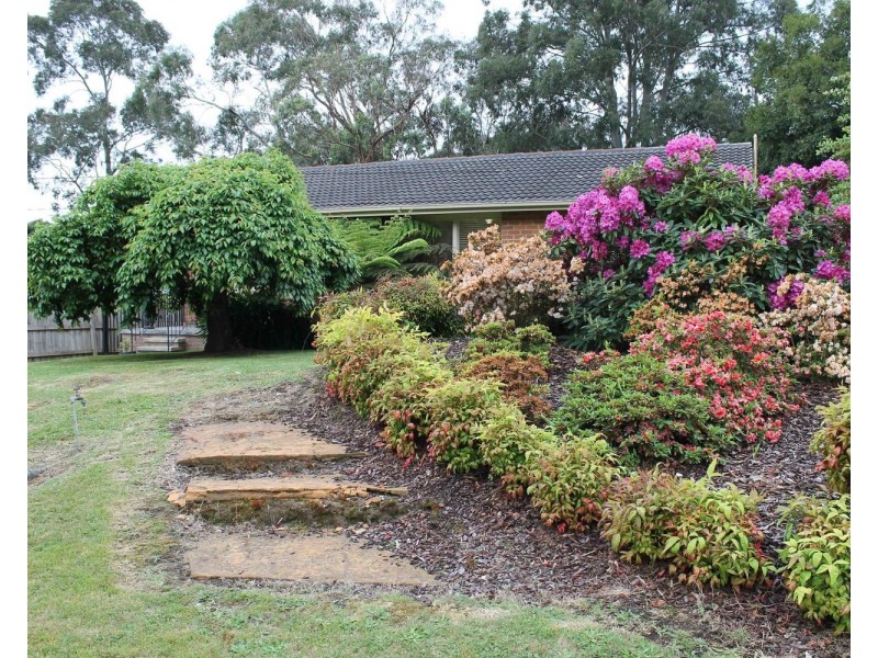 33 The Boulevard, Montrose VIC 3765