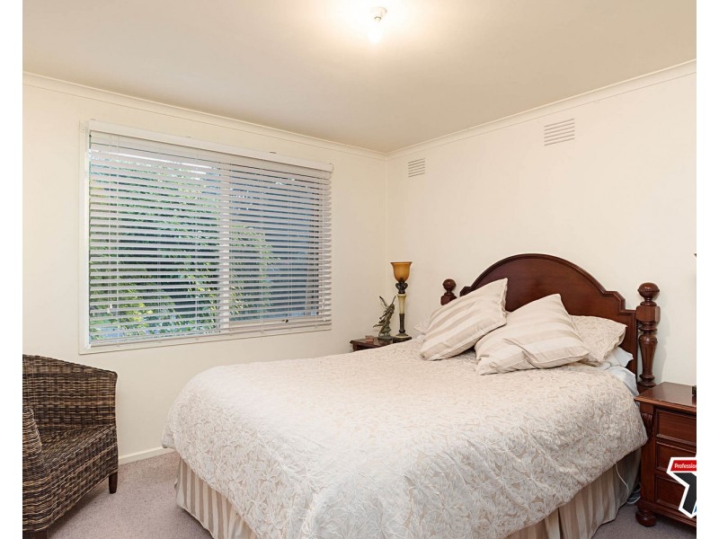 33 The Boulevard, Montrose VIC 3765