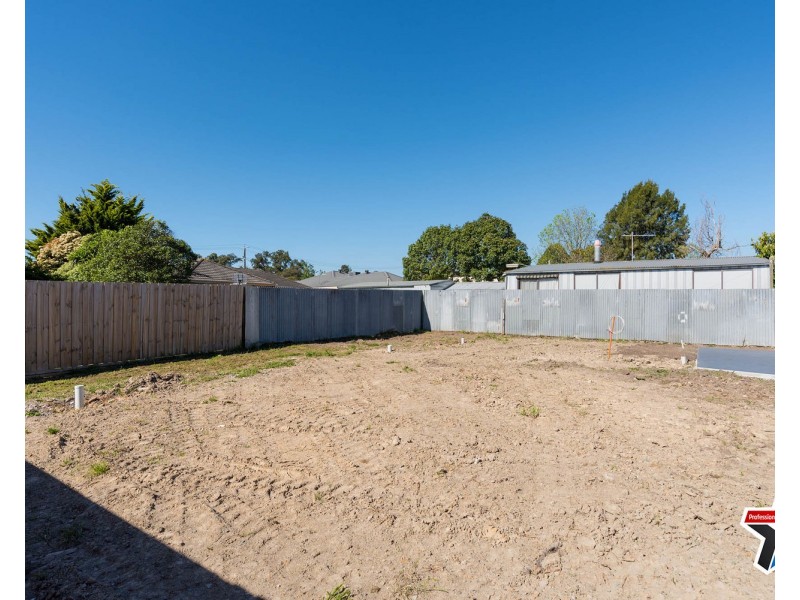 8a Jillian Street, Mooroolbark VIC 3138