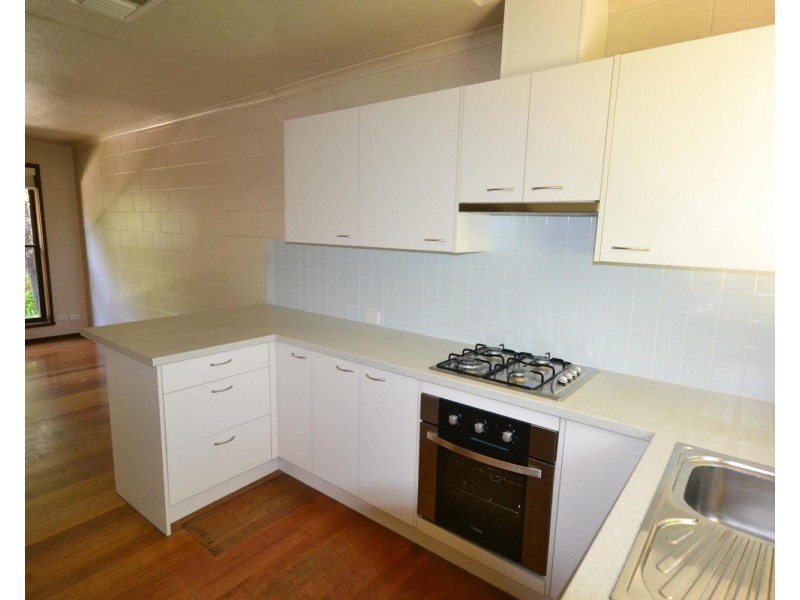 3/10 Wickham Road, Croydon VIC 3136