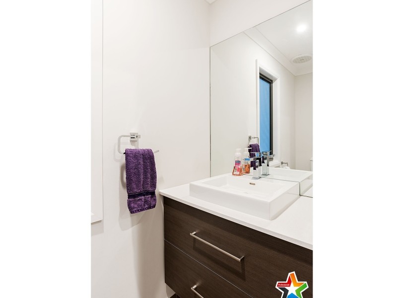 3a Pendle Place, Kilsyth VIC 3137