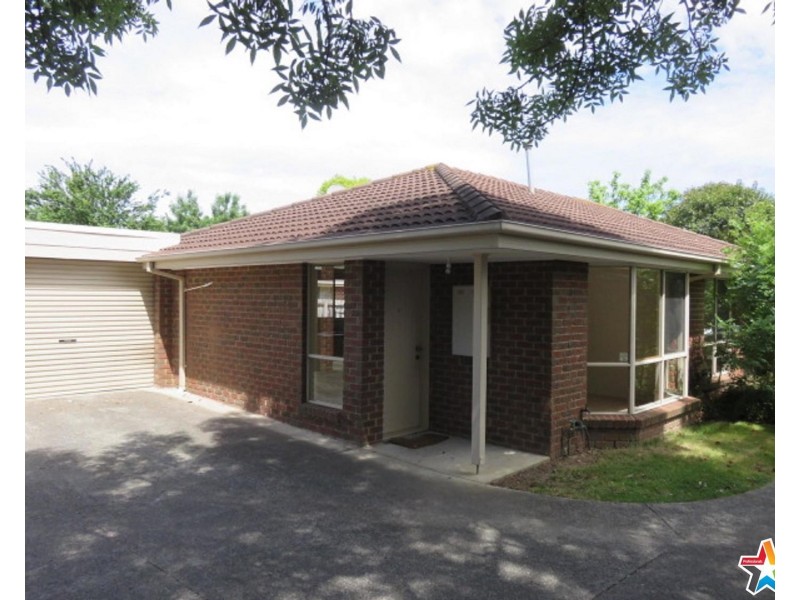 2/2 Colchester Road, Kilsyth VIC 3137
