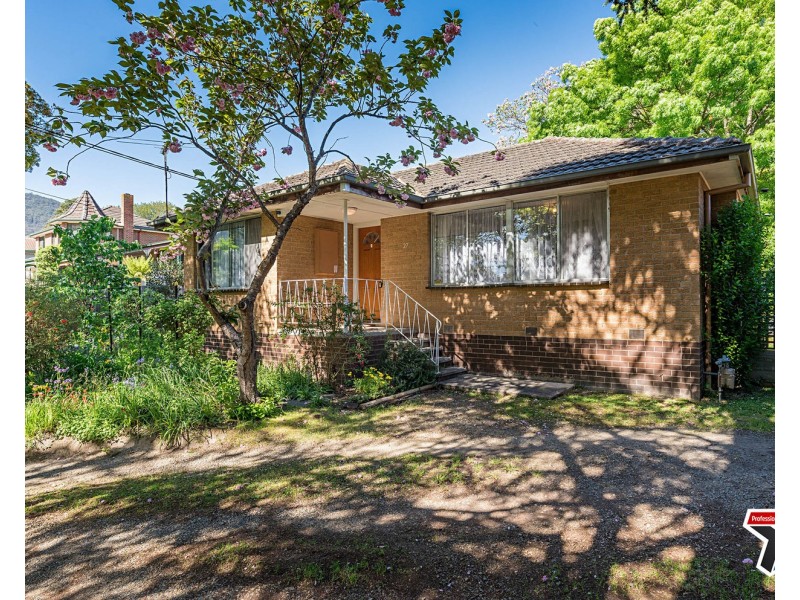 27 Greenhills Avenue, Montrose VIC 3765