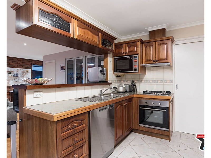 29 Lee-Ann Crescent, Croydon VIC 3136