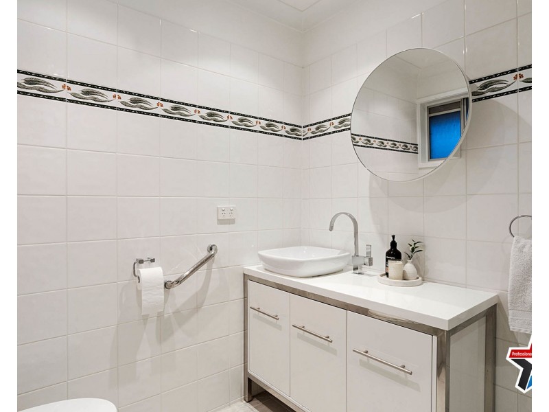 29 Lee-Ann Crescent, Croydon VIC 3136