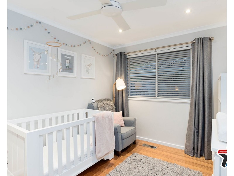 29 Lee-Ann Crescent, Croydon VIC 3136