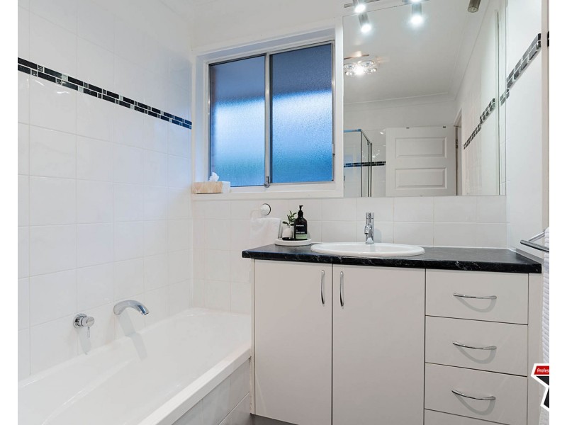 29 Lee-Ann Crescent, Croydon VIC 3136