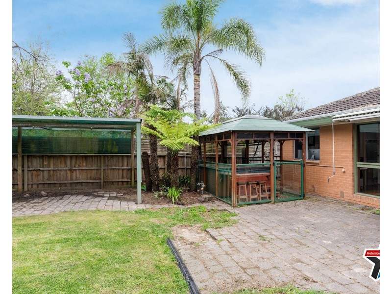 29 Lee-Ann Crescent, Croydon VIC 3136