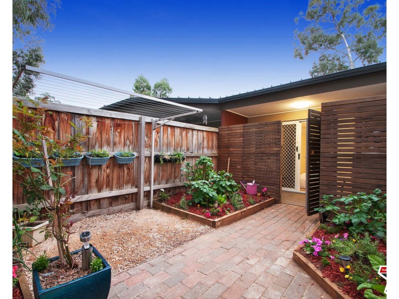 18 White Close, Lilydale VIC 3140