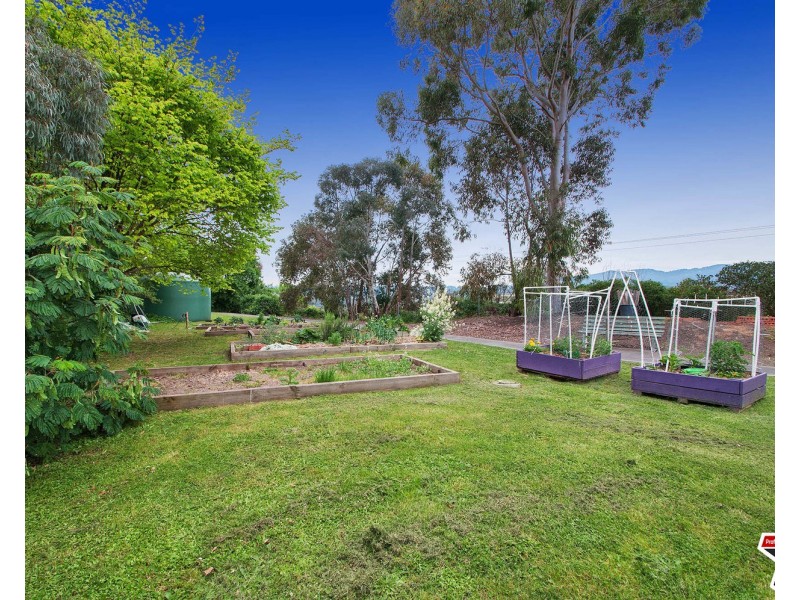 18 White Close, Lilydale VIC 3140