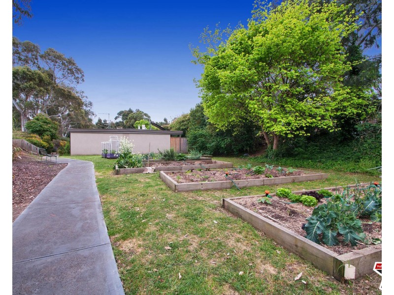 18 White Close, Lilydale VIC 3140