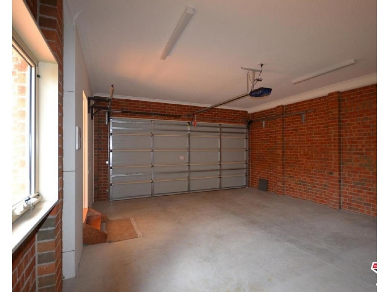 4/6 Cameron Court, Kilsyth VIC 3137