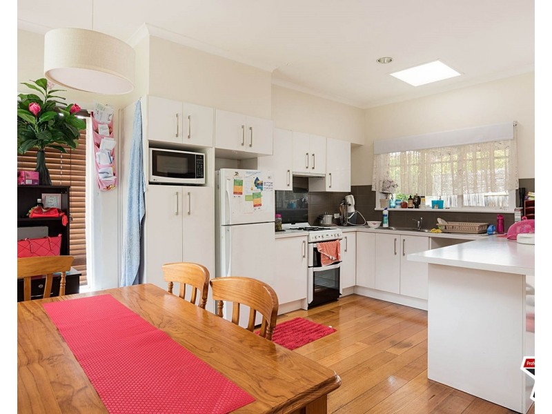 194 Lincoln Road, Croydon VIC 3136