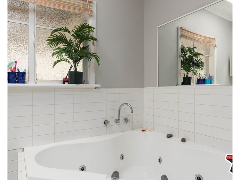 194 Lincoln Road, Croydon VIC 3136