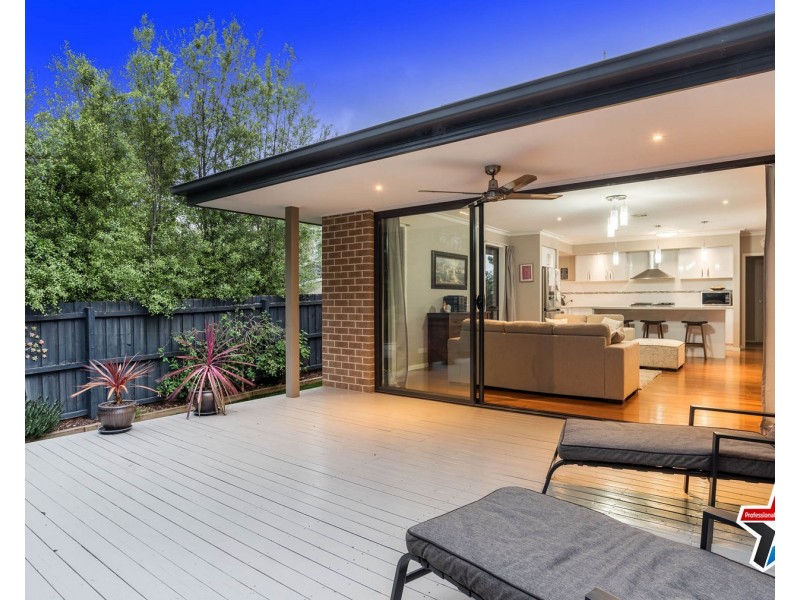 12a Crown Point, Chirnside Park VIC 3116