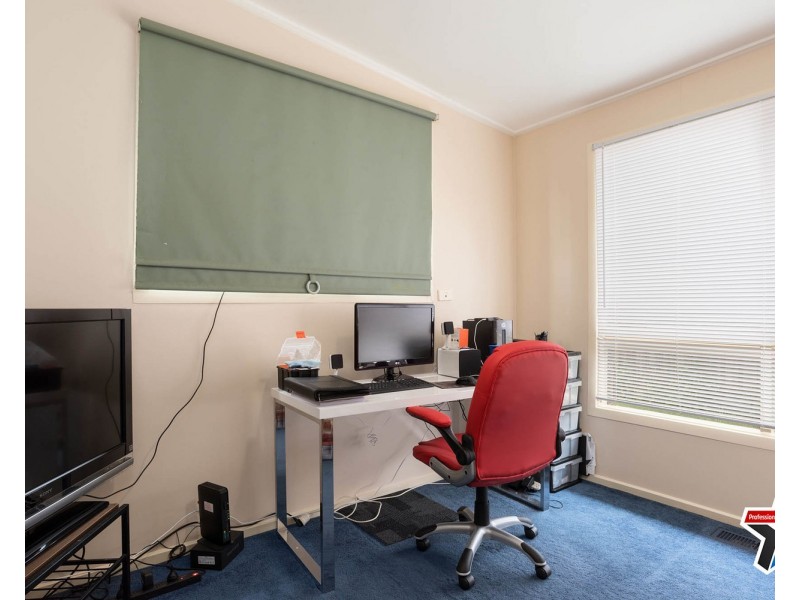 2 Pembroke Road, Mooroolbark VIC 3138