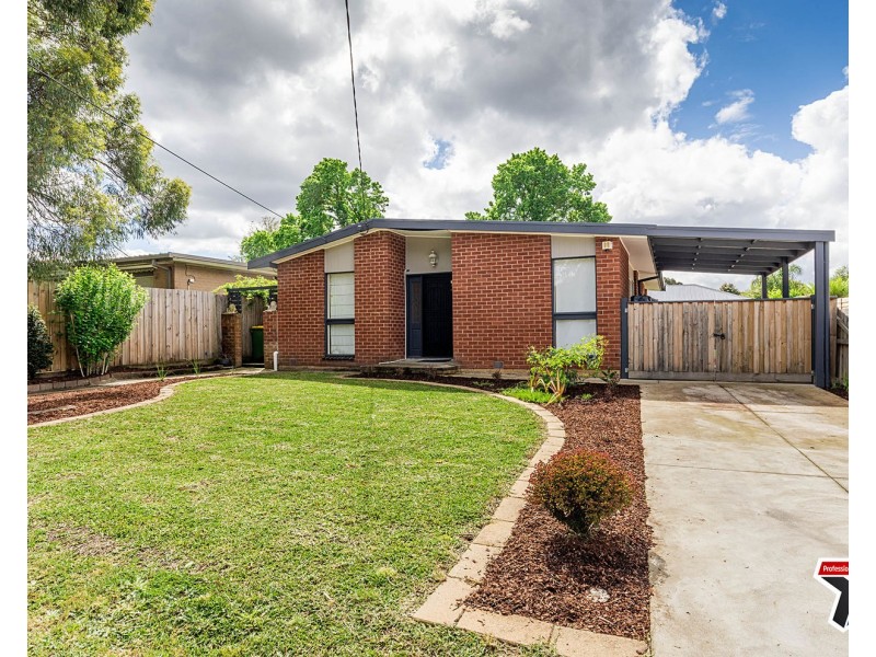 2 Pembroke Road, Mooroolbark VIC 3138