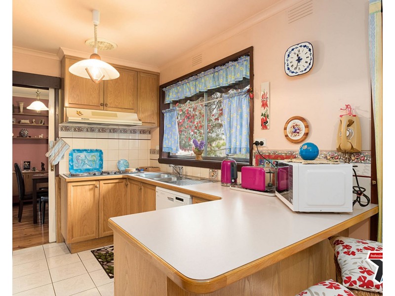 7 Albert Road, Lilydale VIC 3140