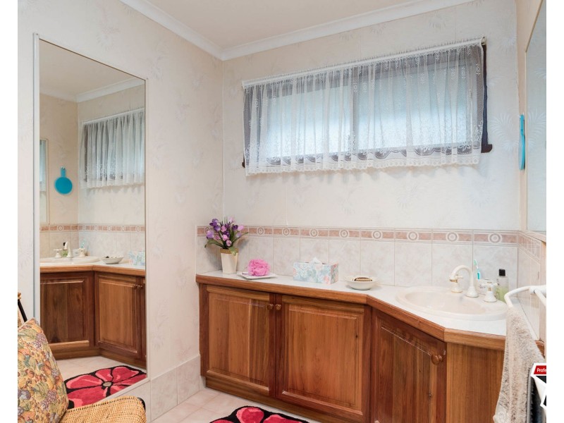 7 Albert Road, Lilydale VIC 3140