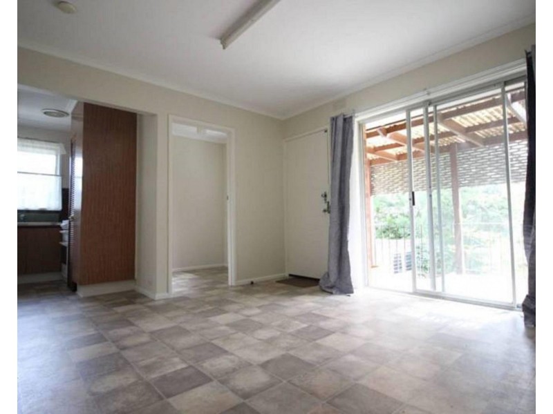 13 Aintree Street, Mooroolbark VIC 3138