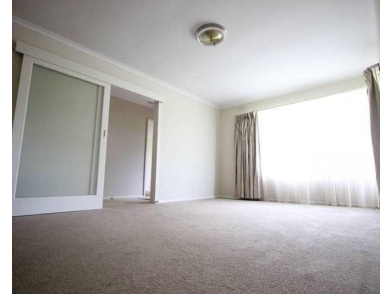 13 Aintree Street, Mooroolbark VIC 3138